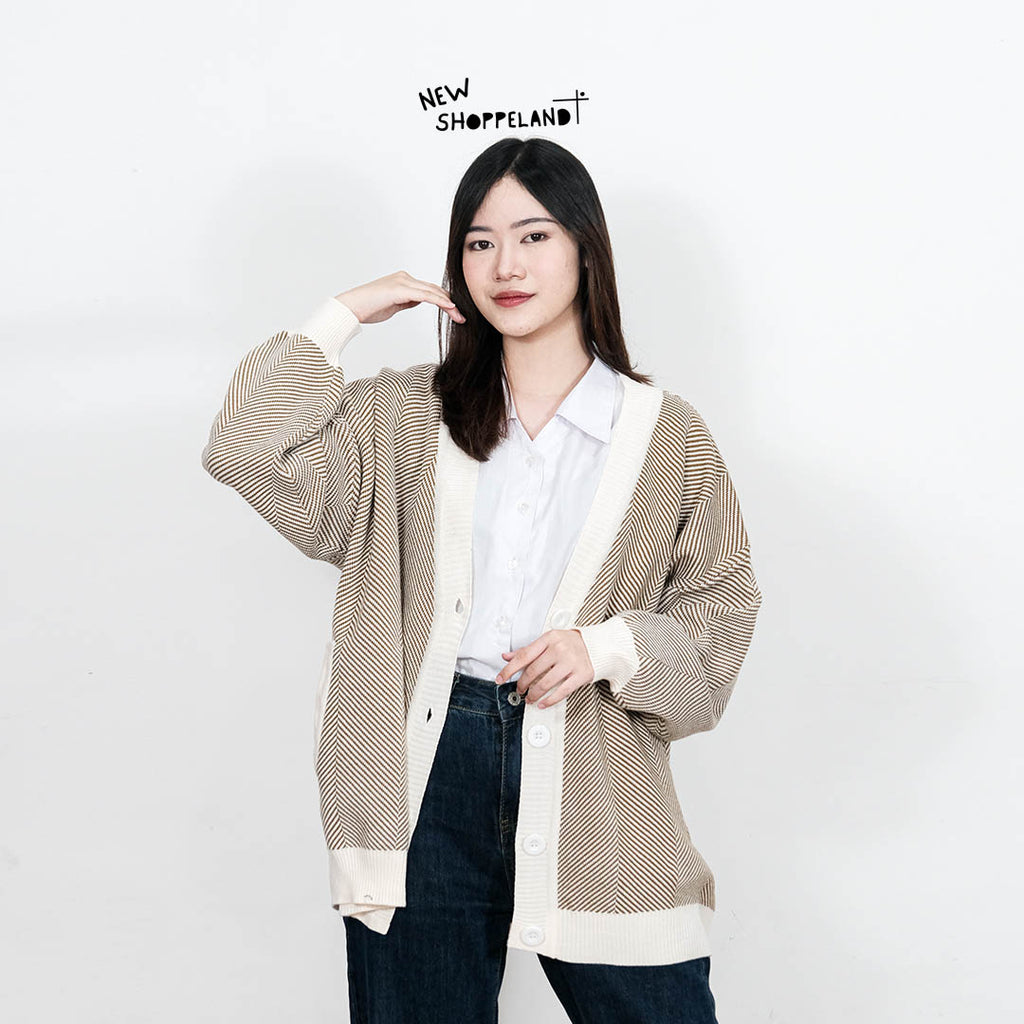 Nevine Oversize Knit Cardigan