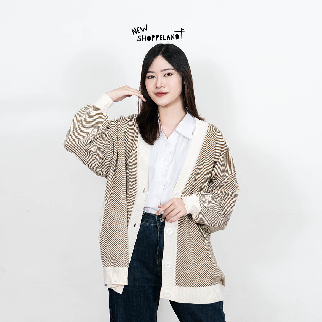 Nevine Oversize Knit Cardigan