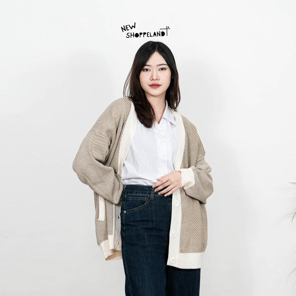 Nevine Oversize Knit Cardigan