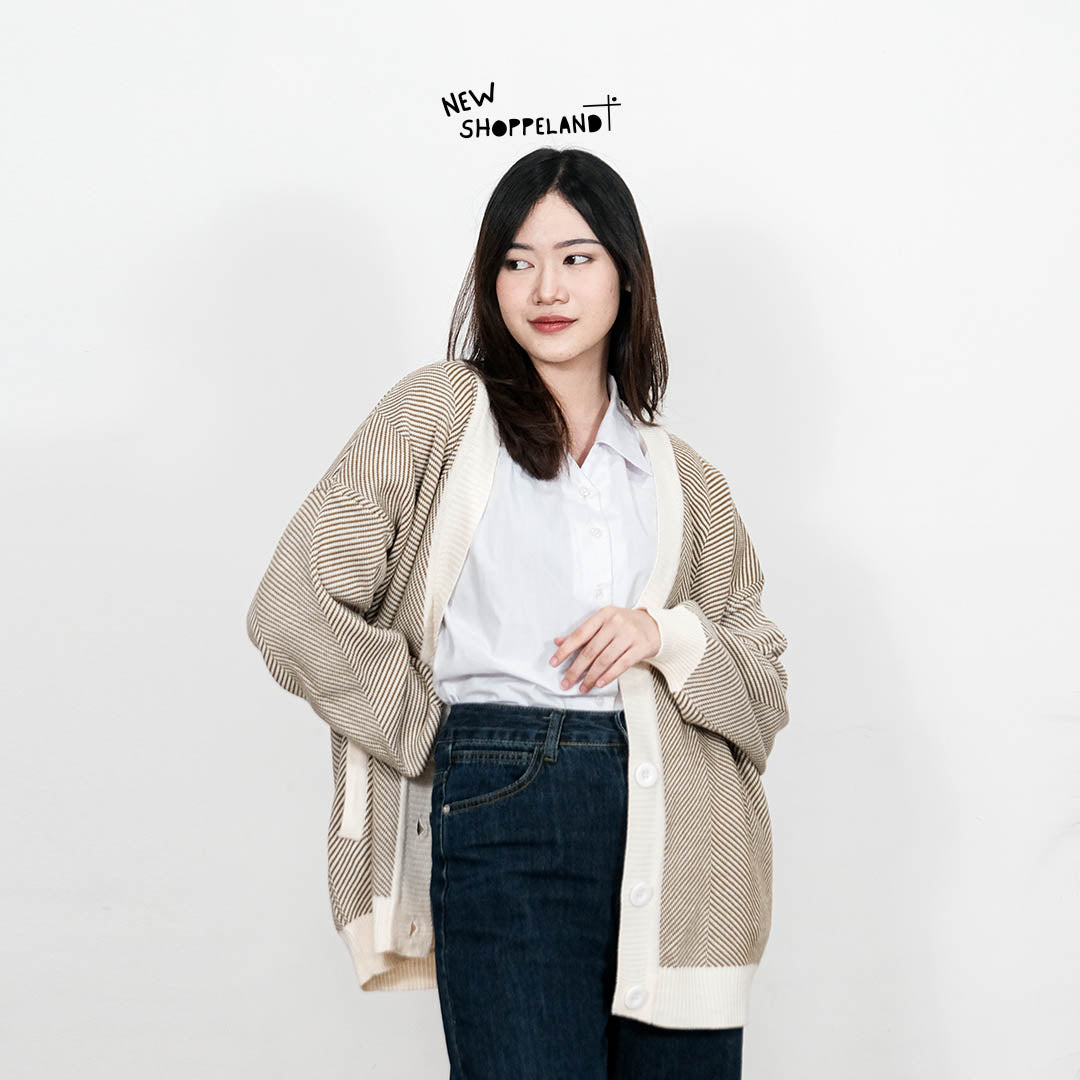 Nevine Oversize Knit Cardigan