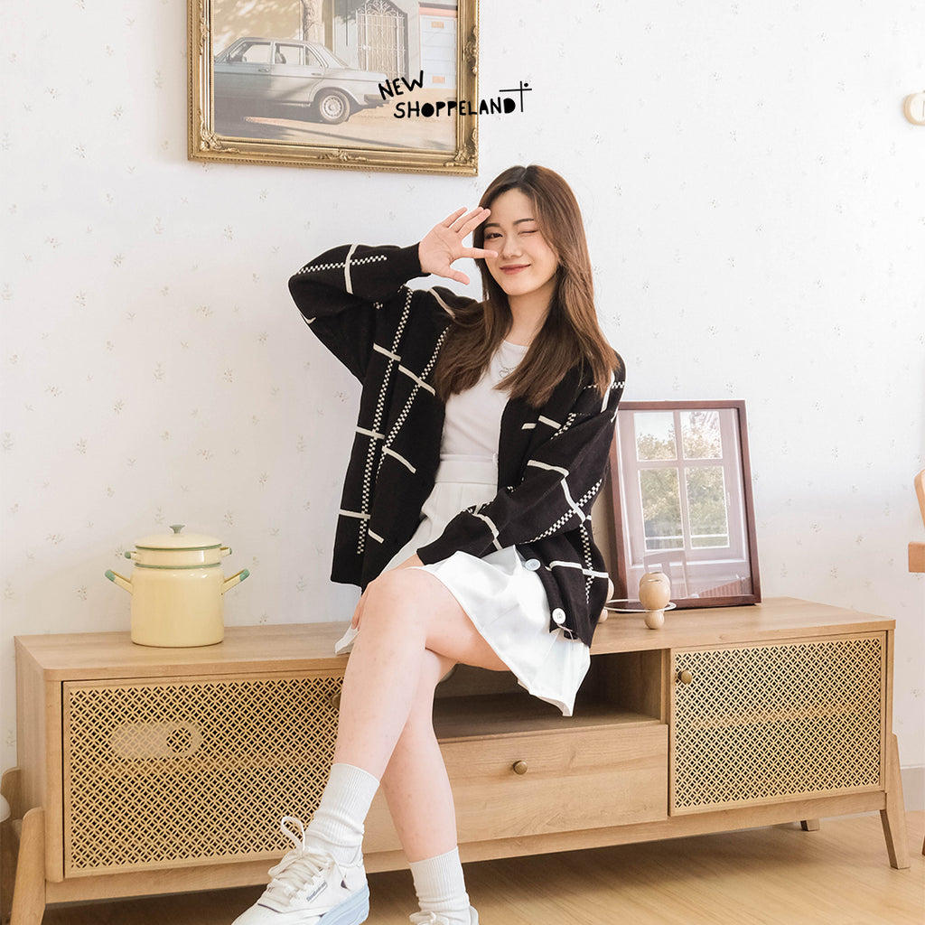 Nathan Grid Line Oversize Knit Cardigan Premium Korean Style
